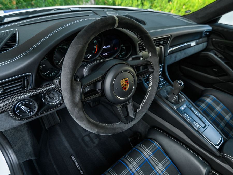 2016 Porsche 911 R