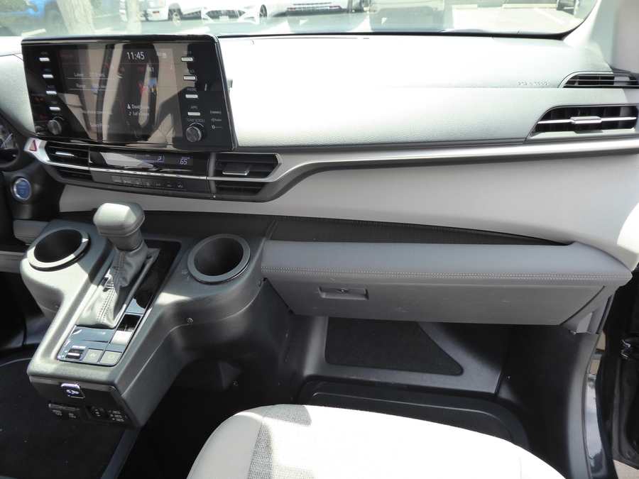 PRE OWNED 2024 Toyota Sienna LE Base