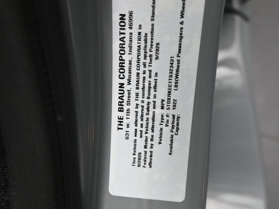 New 2026 Toyota Sienna XSE Sport