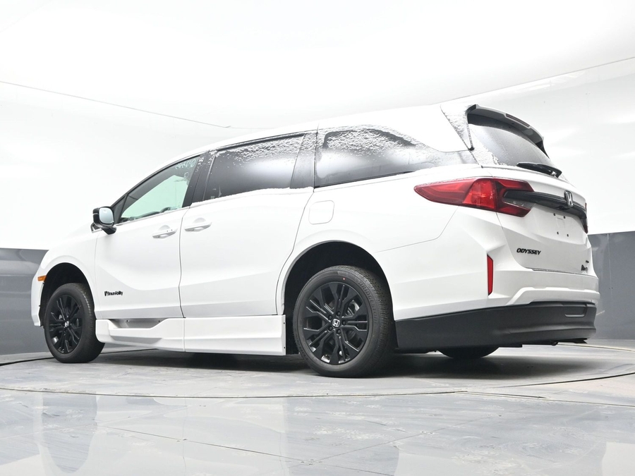 New 2026 Honda Odyssey Sport