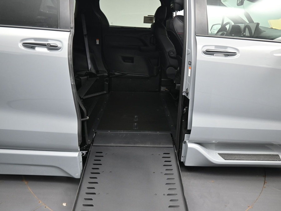 New 2026 Toyota Sienna XSE Sport
