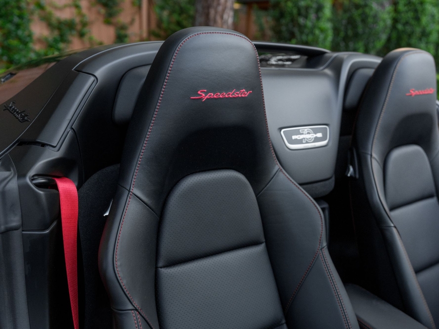2019 Porsche 911 Speedster
