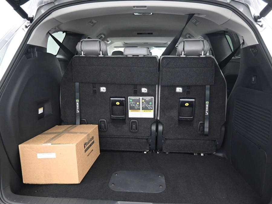 New 2026 Toyota Sienna XLE Add