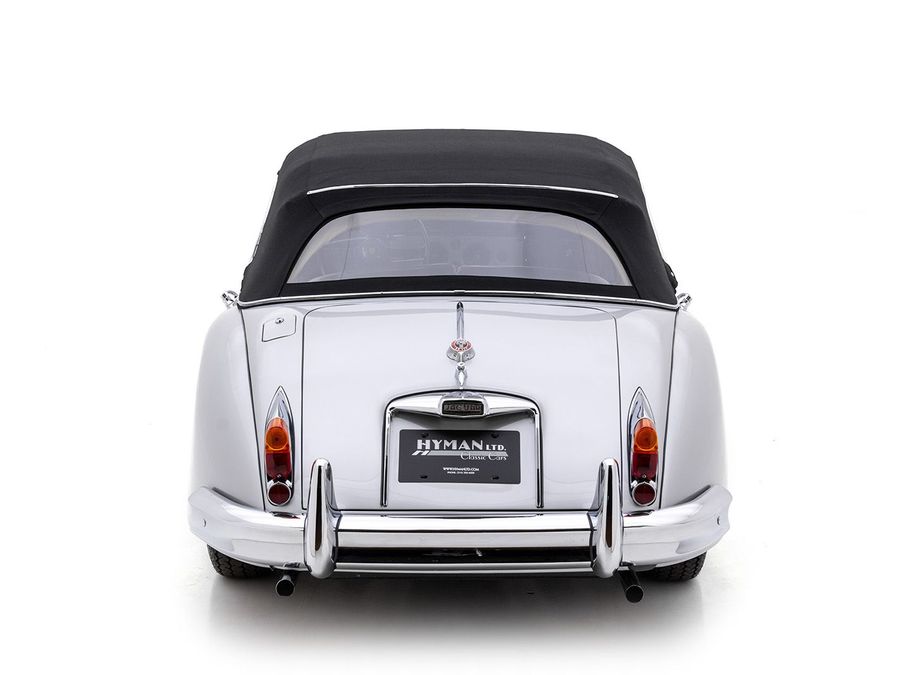 1960 Jaguar XK150 3.8-Litre Drophead coupe |