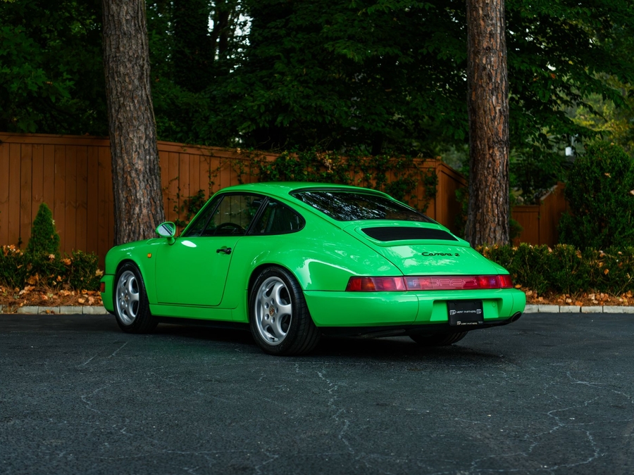 1991 Porsche 911 Carrera 2