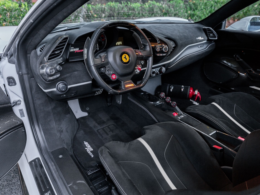 2020 Ferrari 488 Pista