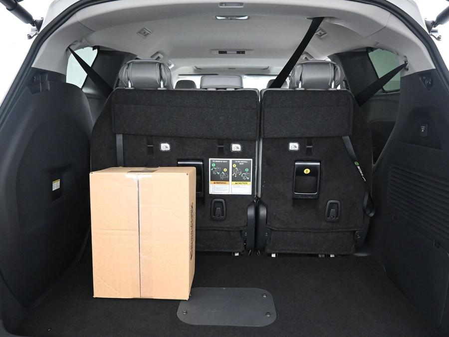 New 2026 Toyota Sienna XLE Add