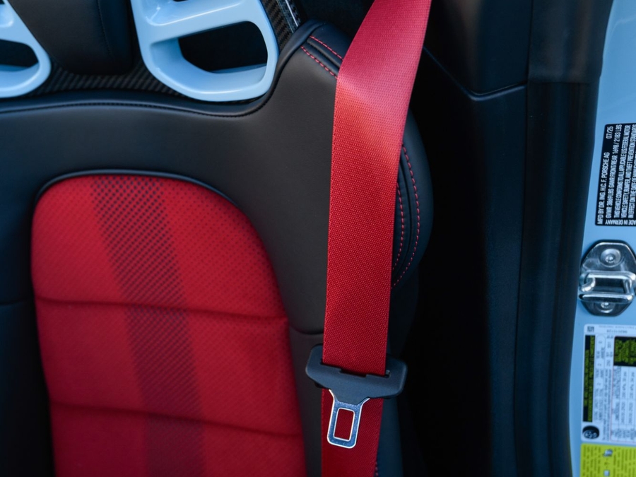 2025 Porsche 718 Spyder RS