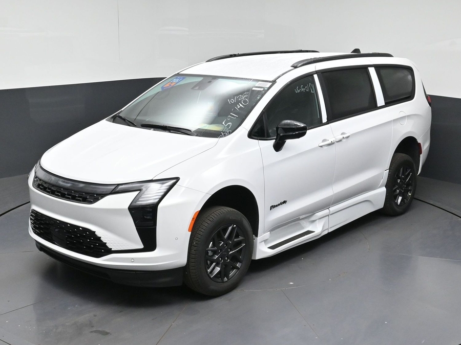 New 2027 Chrysler Pacifica Select Sport