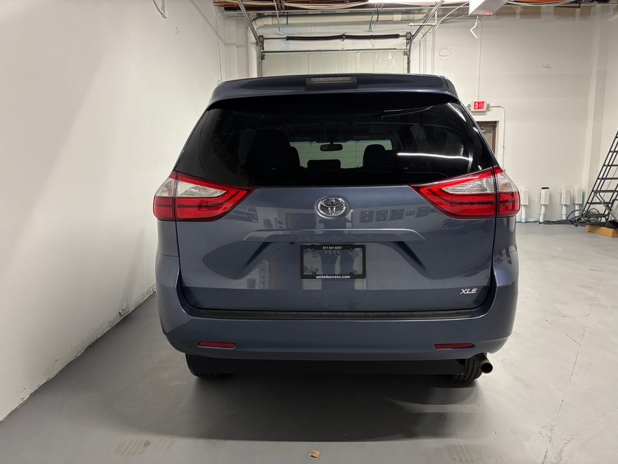 PRE OWNED 2015 Toyota Sienna XLE