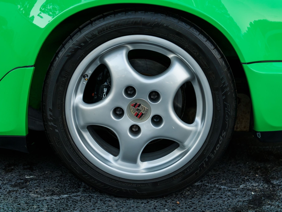 1991 Porsche 911 Carrera 2