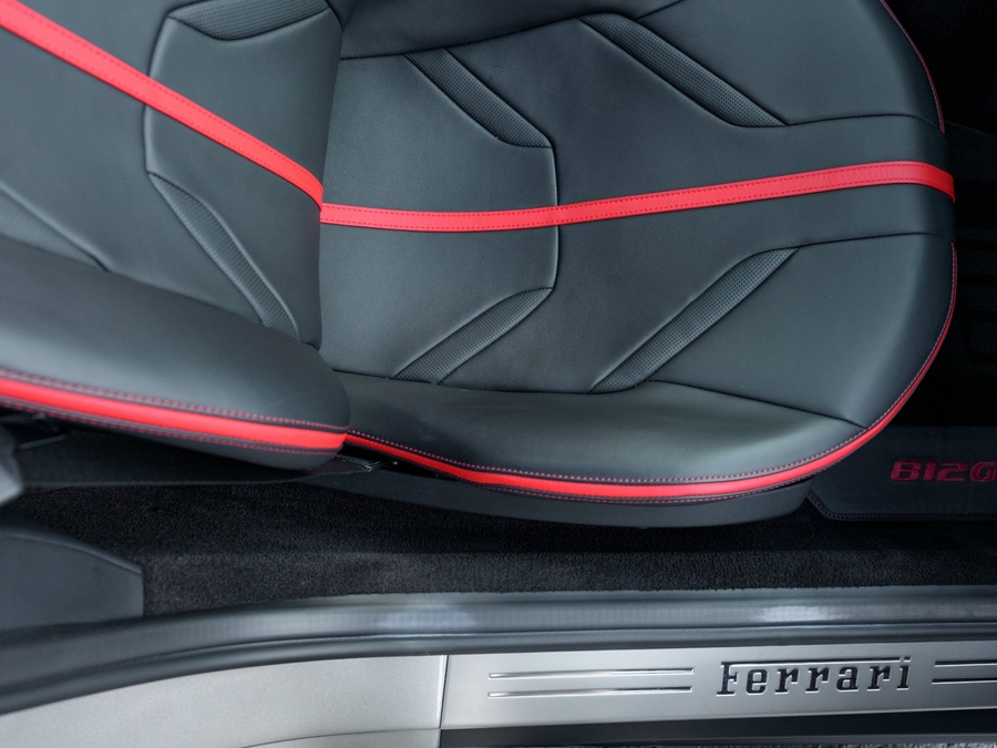 2022 Ferrari 812 GTS