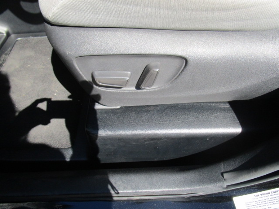 PRE OWNED 2024 Toyota Sienna LE Base