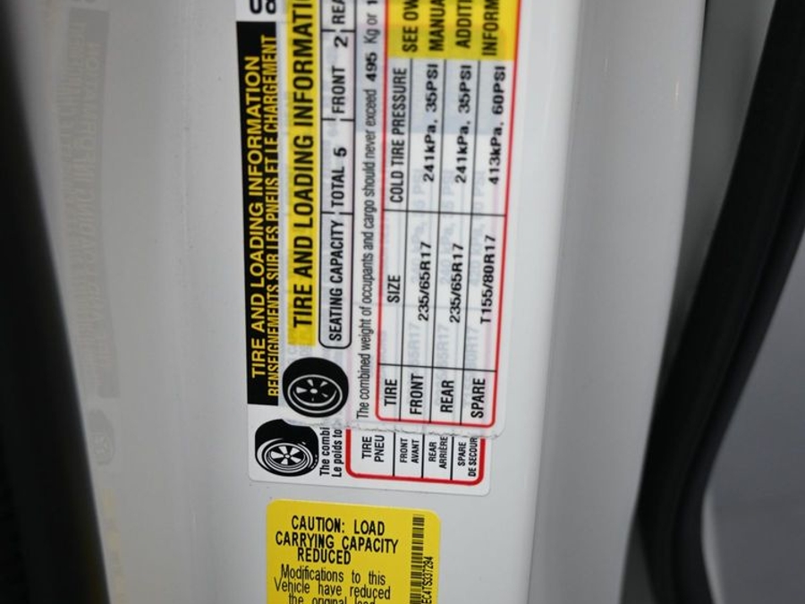 New 2026 Toyota Sienna XLE Base