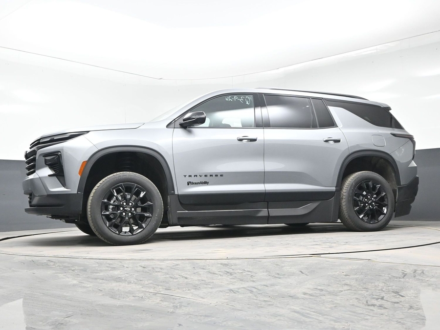 New 2026 Chevrolet Traverse 1LT Midnight Edition