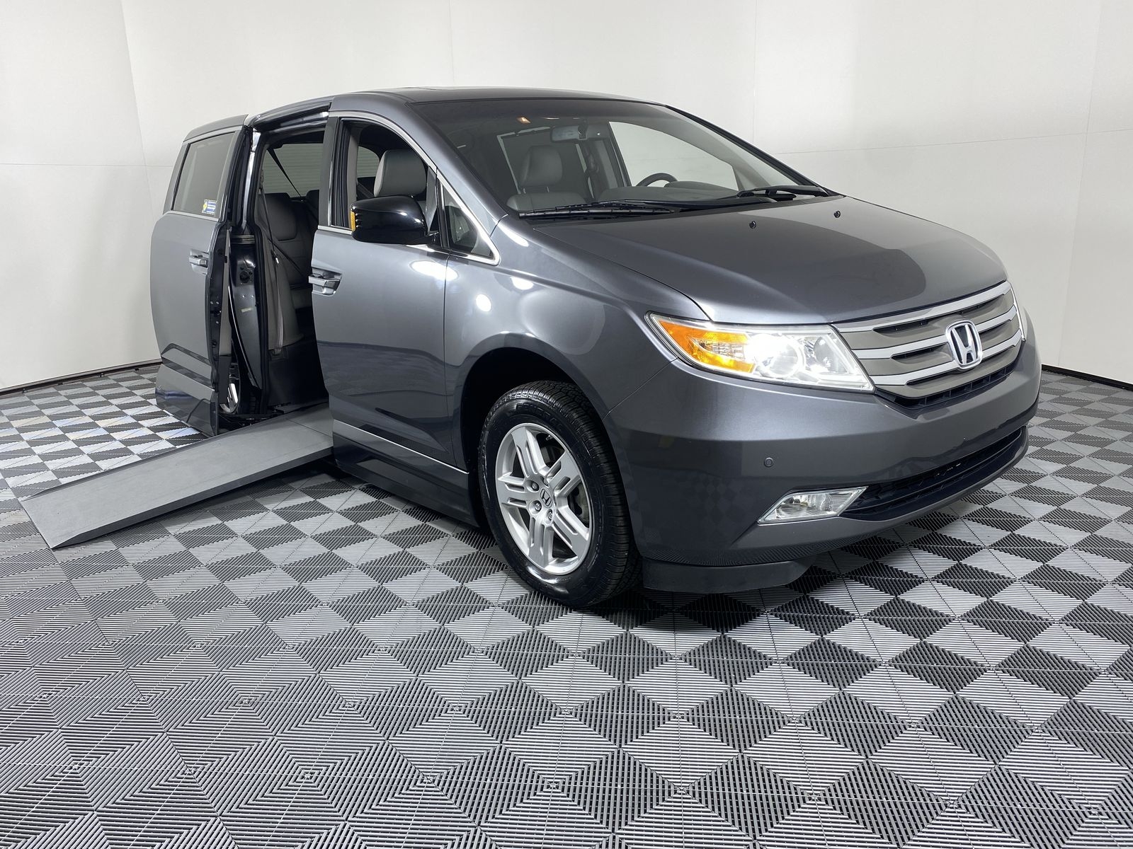 2012 Honda Odyssey Touring