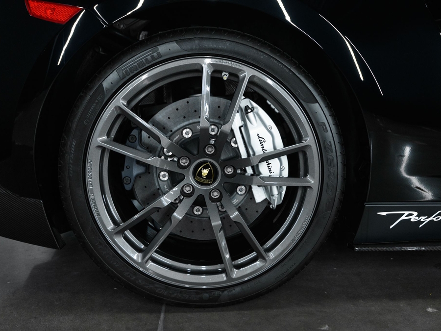 2013 Lamborghini Gallardo Performante