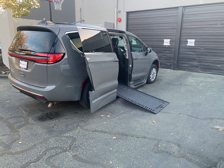PRE OWNED 2023 Chrysler Pacifica Touring L Safety