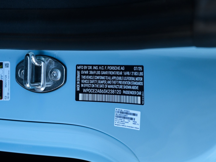 2025 Porsche 718 Spyder RS