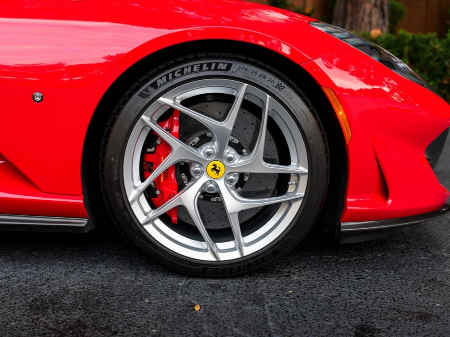 2019 Ferrari 812 Superfast