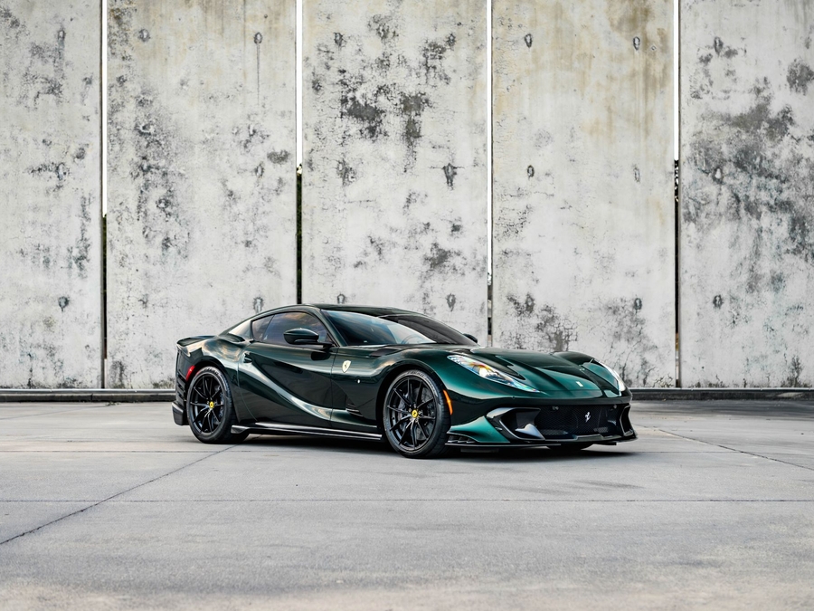 2022 Ferrari 812 Competizione