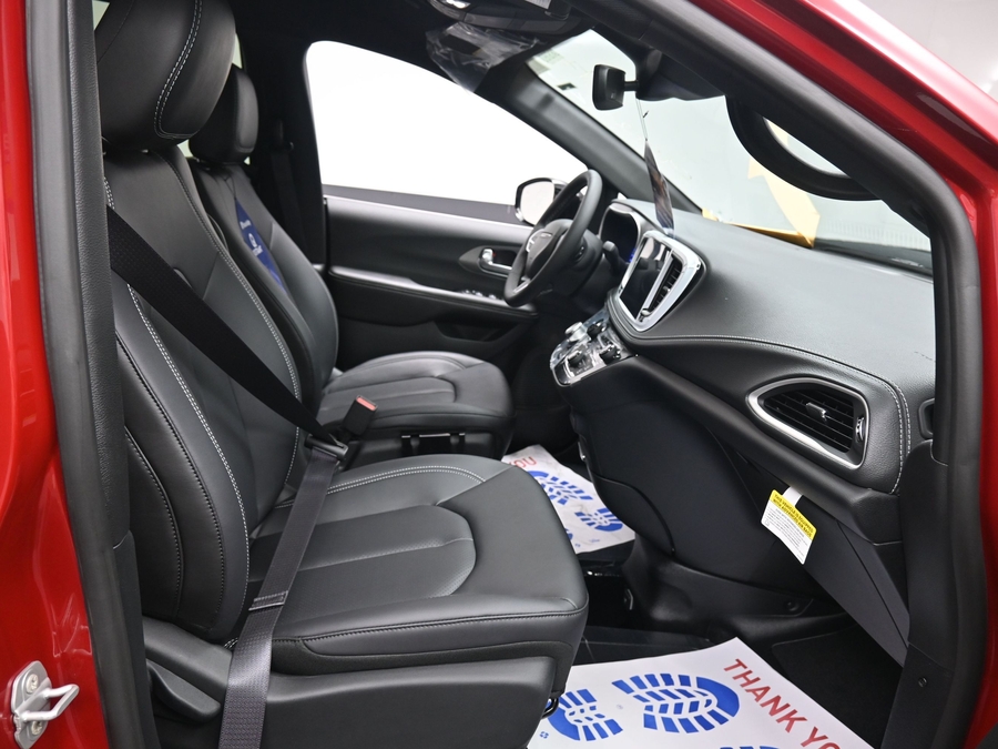 New 2027 Chrysler Pacifica Select Safety