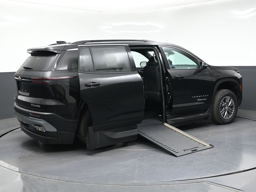 New 2027 Chevrolet Traverse 1LT