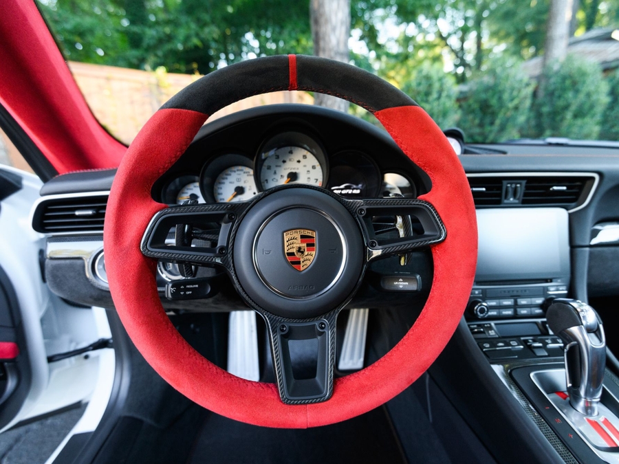 2018 Porsche 911 GT2 RS