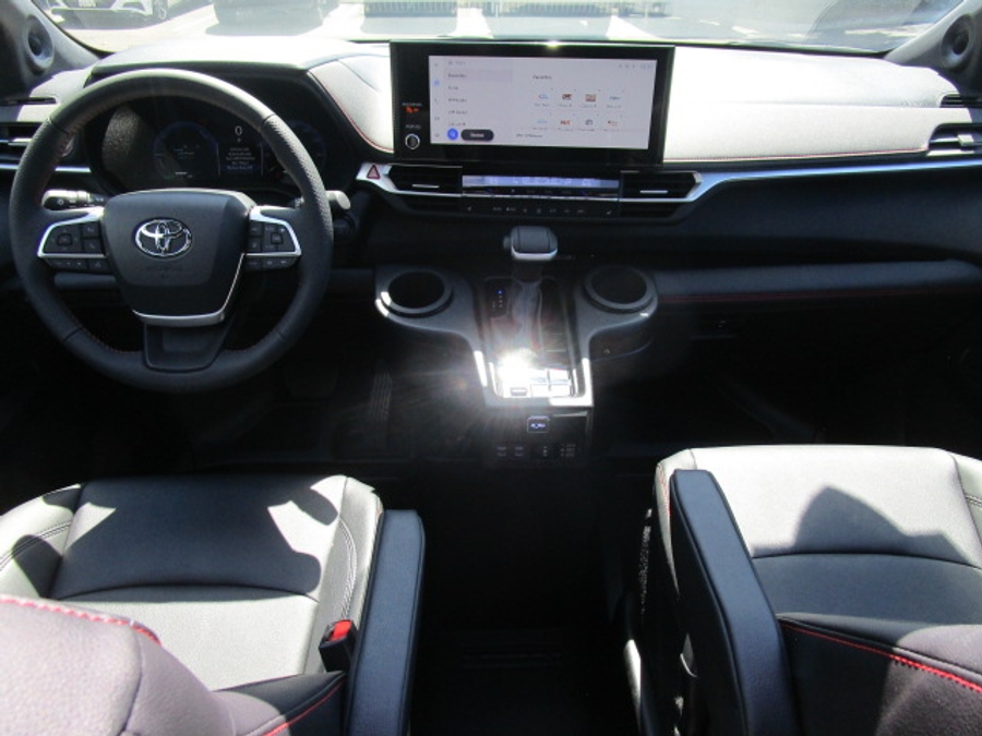 New 2026 Toyota Sienna XSE Sport