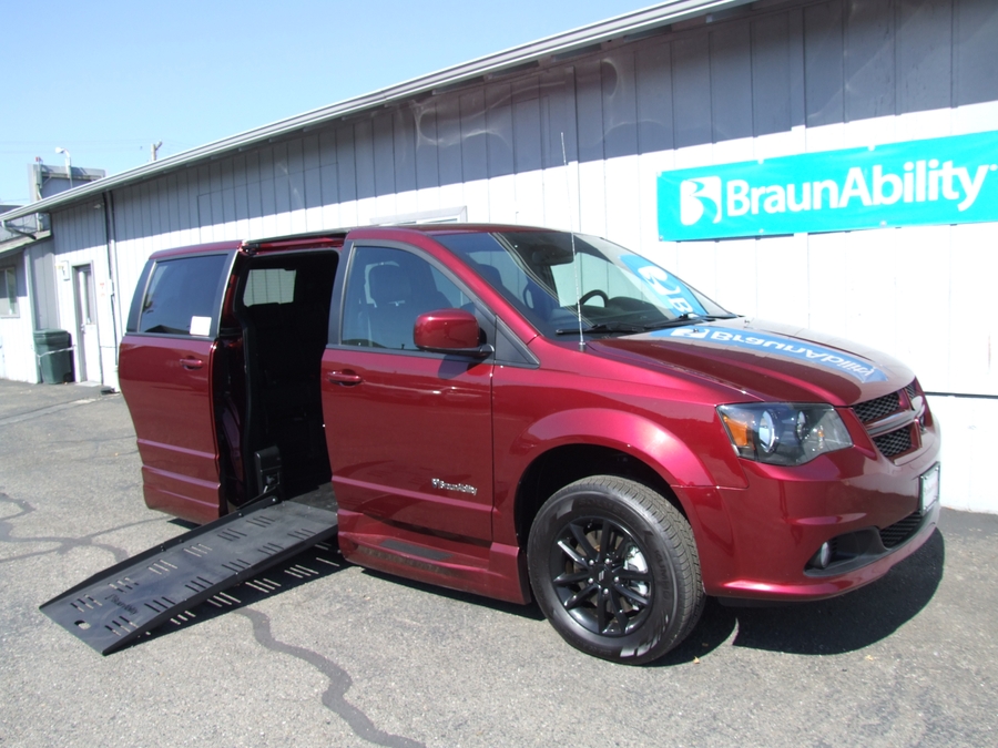 PRE OWNED 2019 Dodge Grand Caravan GT