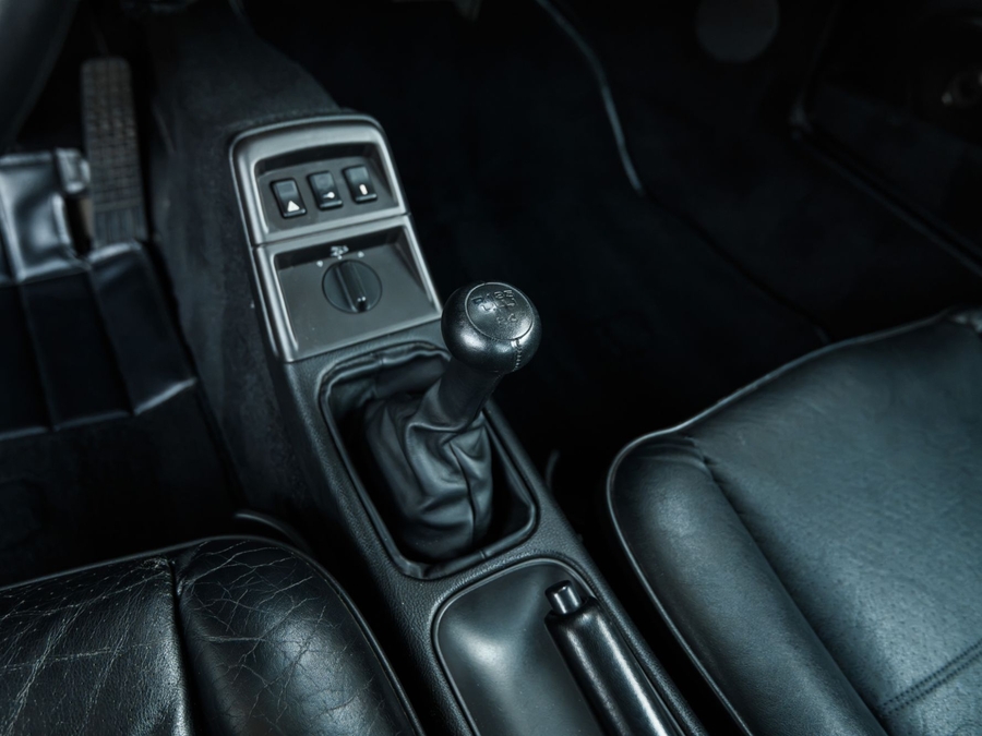 1991 Porsche 911 Carrera 2