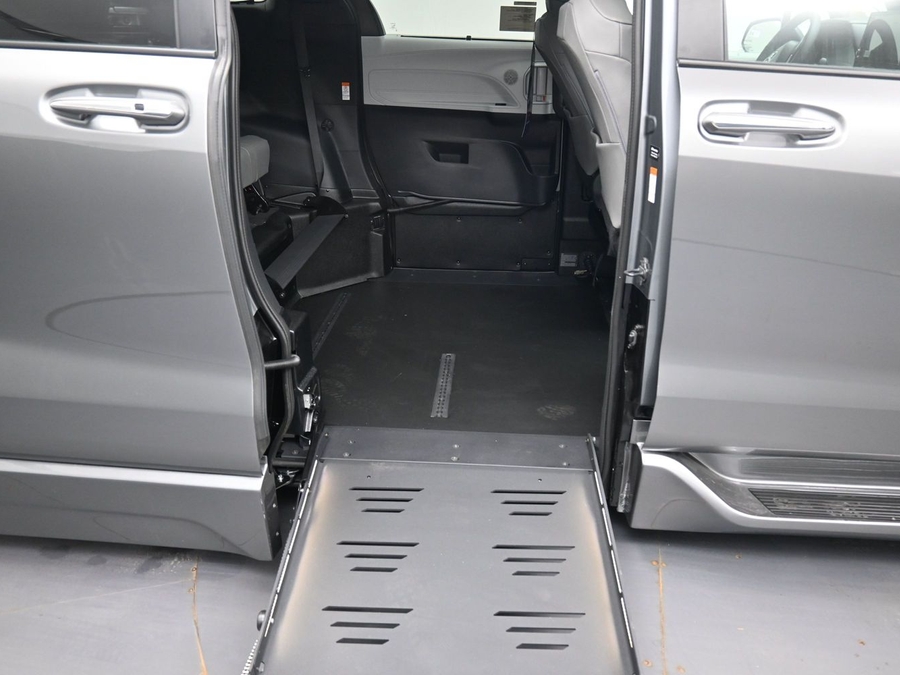 New 2026 Toyota Sienna XLE Add