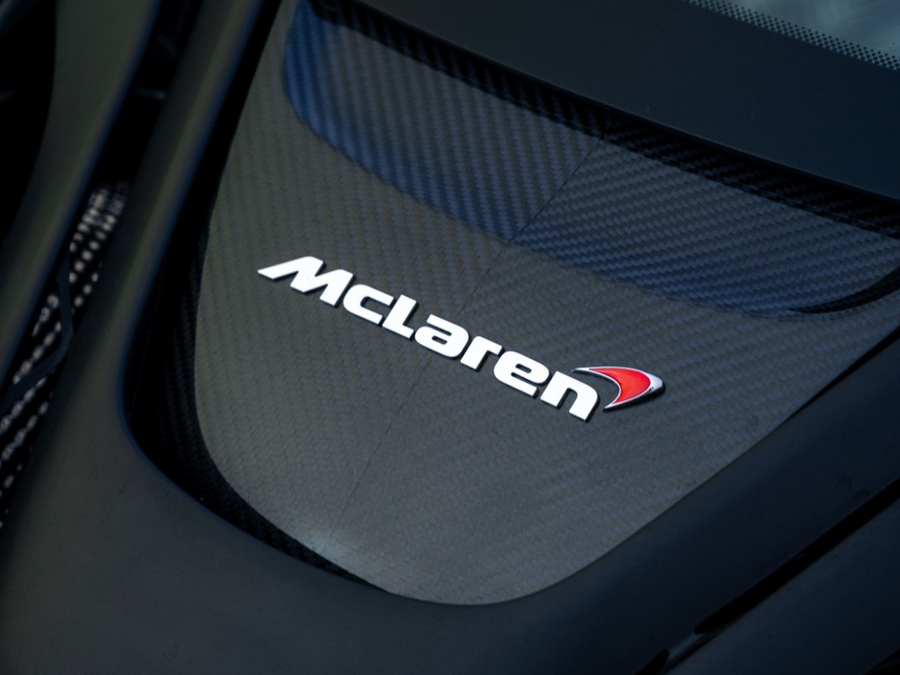 2015 McLaren P1