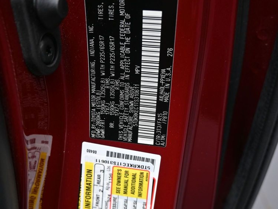 New 2026 Toyota Sienna LE