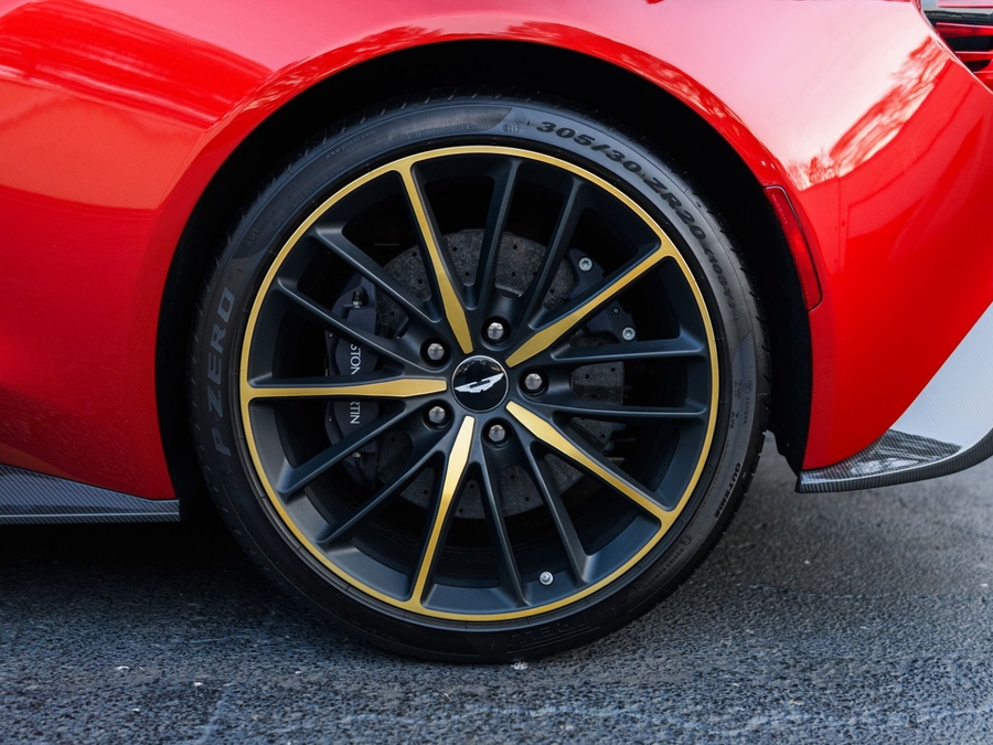 2018 Aston Martin Vanquish Zagato Volante