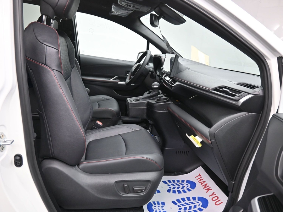 New 2026 Toyota Sienna XSE Sport