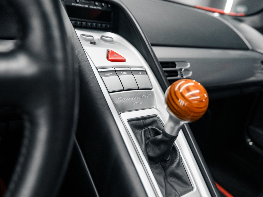 2005 Porsche Carrera GT