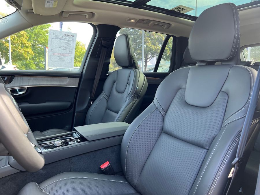 ウウ New 2026 Volvo XC90 T8; 7-seat Ultra SUV in Denver #T1448842
