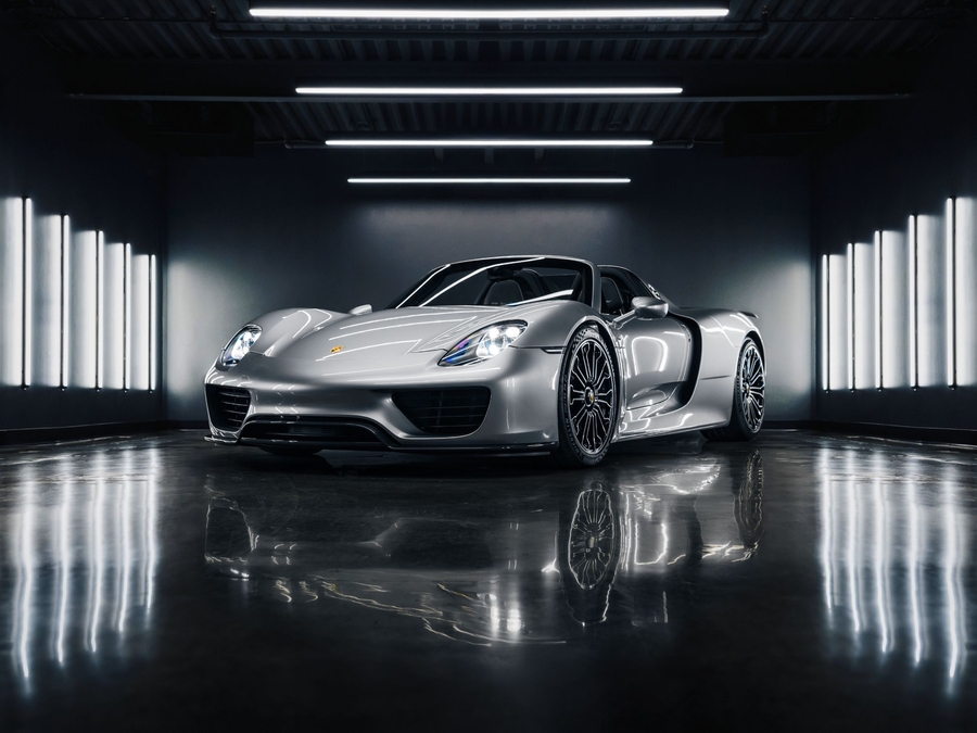 2015 Porsche 918 Spyder