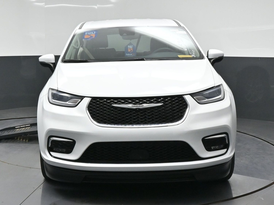 PRE OWNED 2023 Chrysler Pacifica Touring L