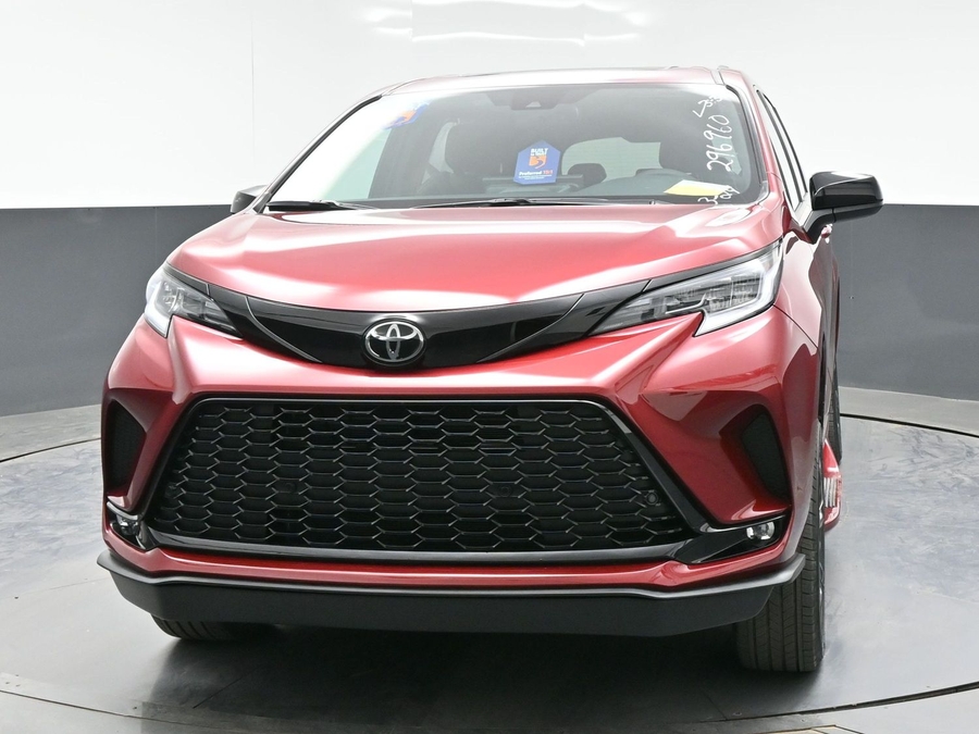 New 2026 Toyota Sienna XSE Sport
