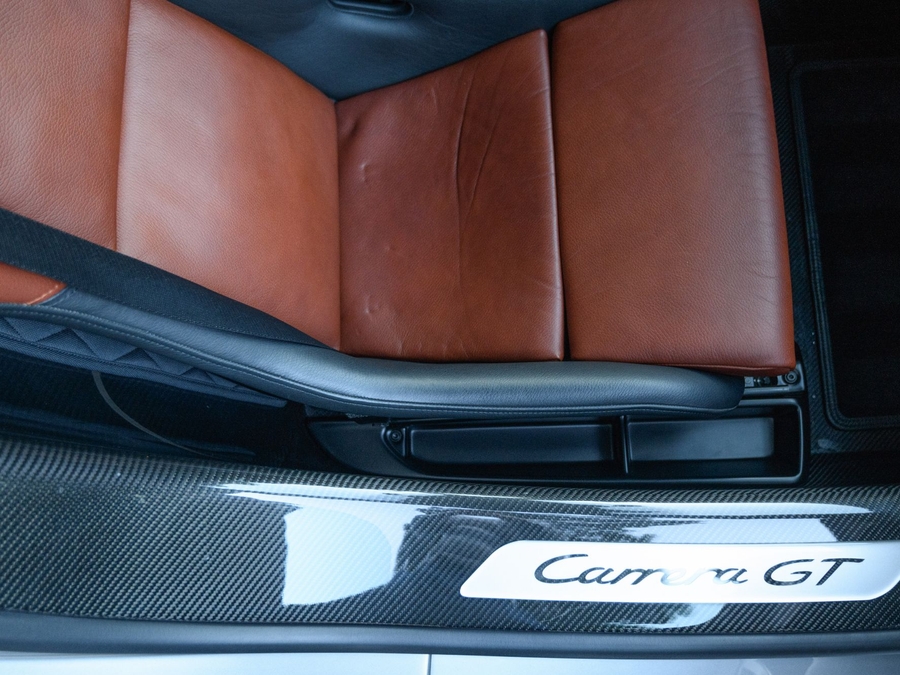 2005 Porsche Carrera GT