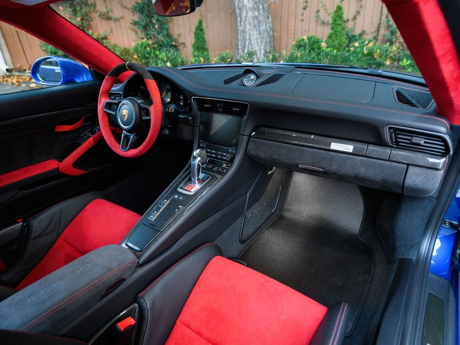 2018 Porsche 911