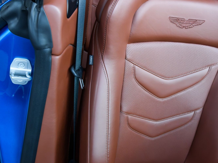 2020 Aston Martin DBS Superleggera Volante
