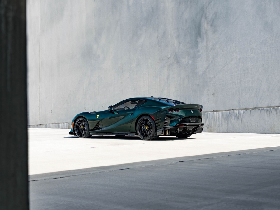 2022 Ferrari 812 Competizione