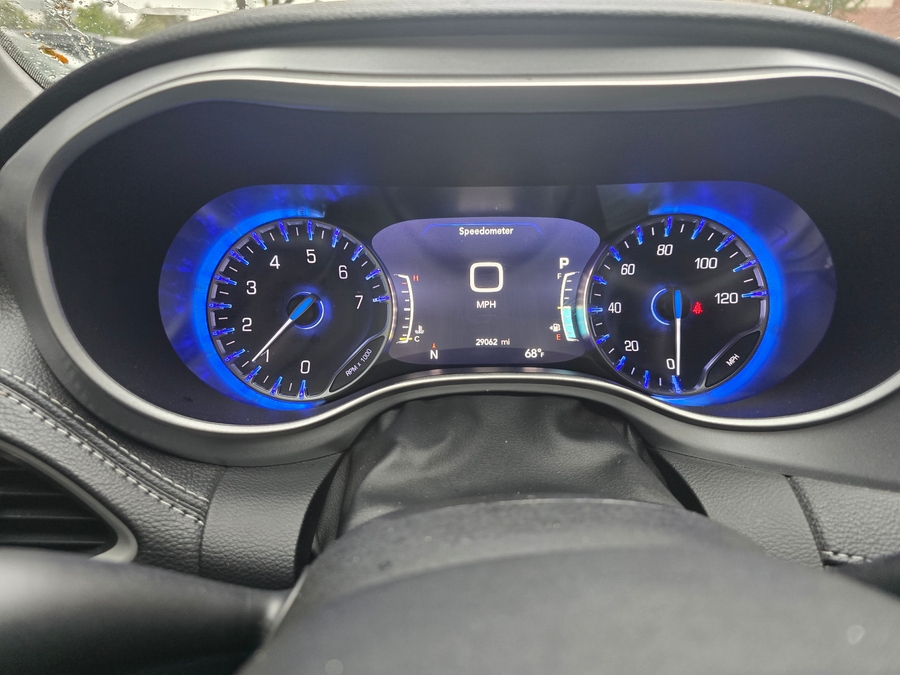 PRE OWNED 2024 Chrysler Pacifica Touring L