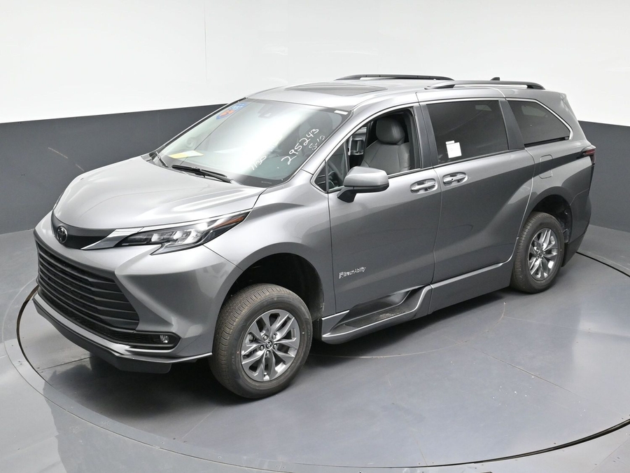 New 2026 Toyota Sienna XLE Add