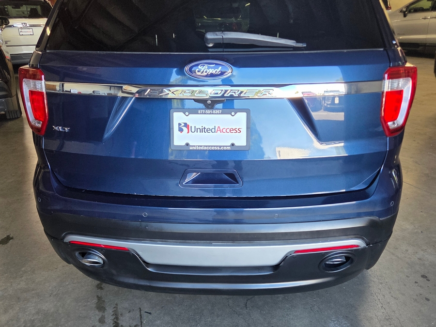 PRE OWNED 2017 Ford Explorer XLT