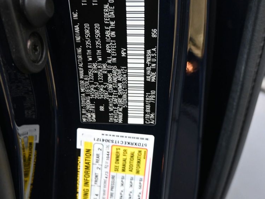 New 2026 Toyota Sienna XSE Sport