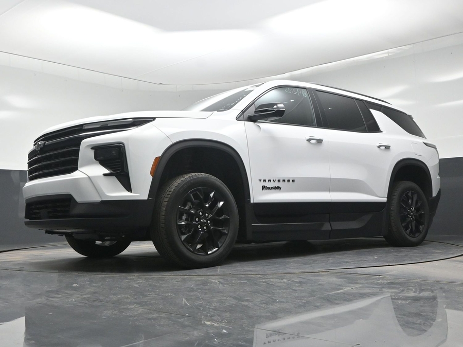 New 2026 Chevrolet Traverse 1LT Midnight